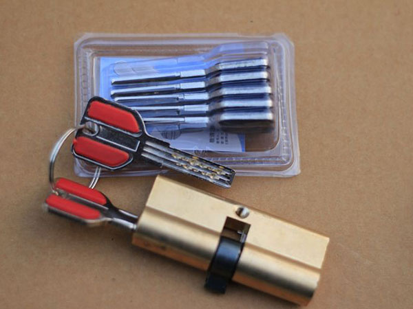 阆中24小时上门开锁公司